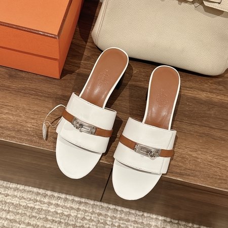 Hermes New Gigi sandals slippers