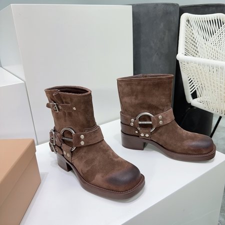 Miu Miu Imported custom polished cowhide short boots