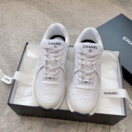 Chanel Casual sneakers