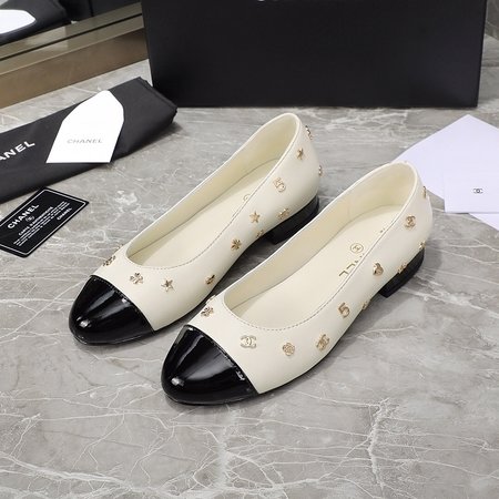 Chanel Classic style ballet shoes for women