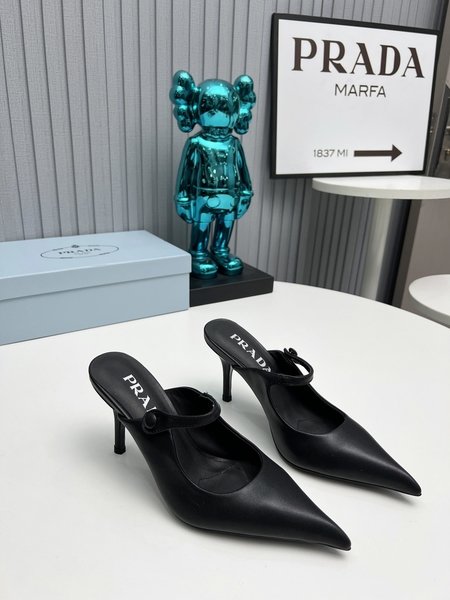 Prada The latest long boots, sandals, women s shoes, thin heels, empty backs, thick heels series