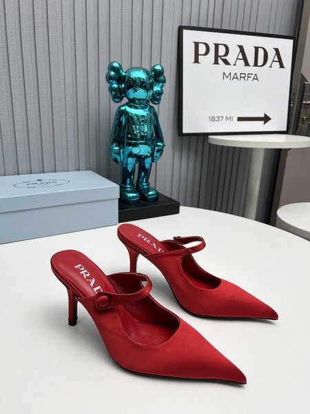 Prada The latest long boots, sandals, women s shoes, thin heels, empty backs, thick heels series