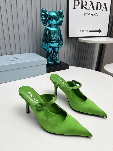 Prada The latest long boots, sandals, women s shoes, thin heels, empty backs, thick heels series