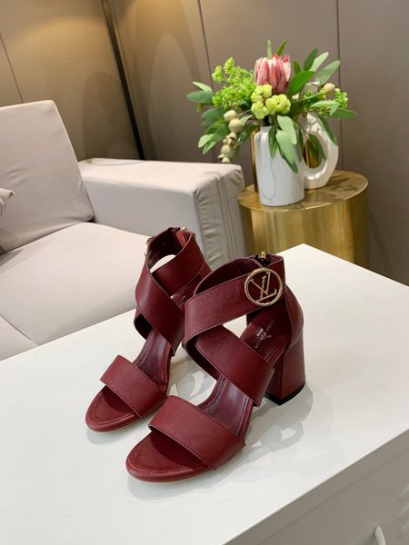 Louis Vuitton Logo double leather buckle sandals
