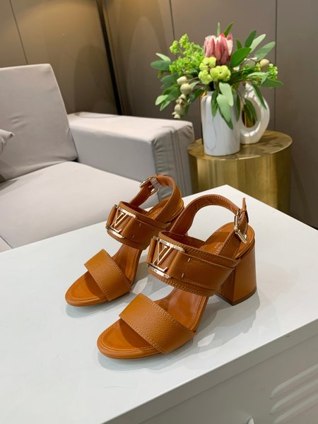Louis Vuitton Logo double leather buckle sandals