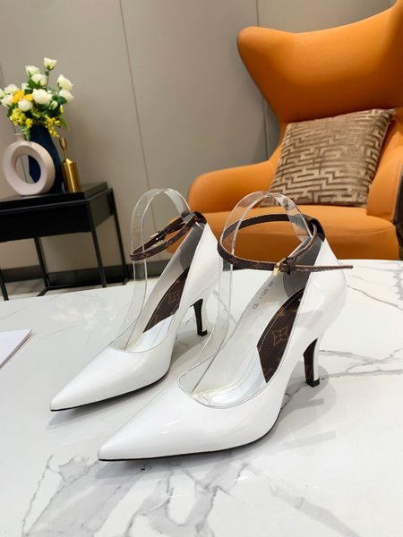 Louis Vuitton High heels two-color stitching
