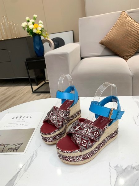Louis Vuitton Platform sandals