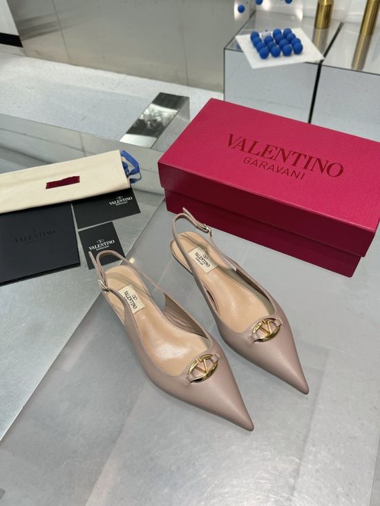 Roger Viver V-Buckle Leather Shoes Genuine Leather Sole Low Heel