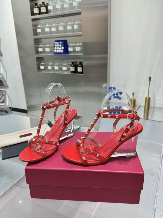 Christian Louboutine Studded Leather Pumps Genuine Leather Sole High Heel
