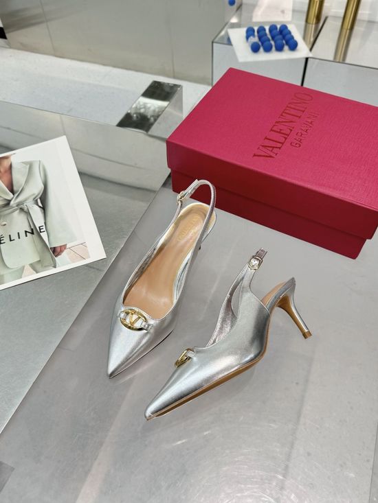 Valentino V-Buckle Mid-Heel Leather Pumps Elegant Comfortable Shoes