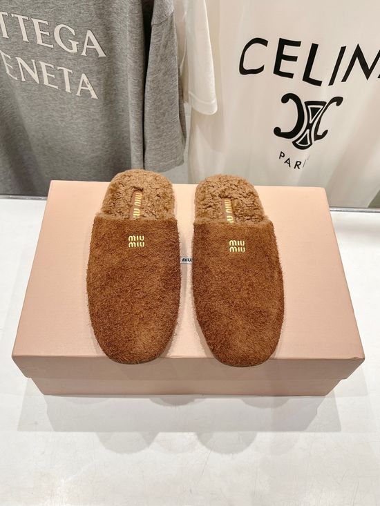 Miu Miu Fuzzy Half Pack Flat Home Slippers Soft Comfortable