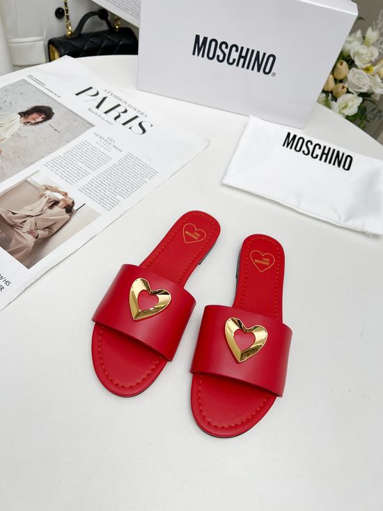 Moschino Classic Leather Casual Shoes With Soft Sheepskin Lining
