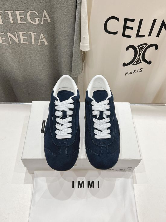 IMMI Retro Soft Leather Casual Shoes with Grip Sole