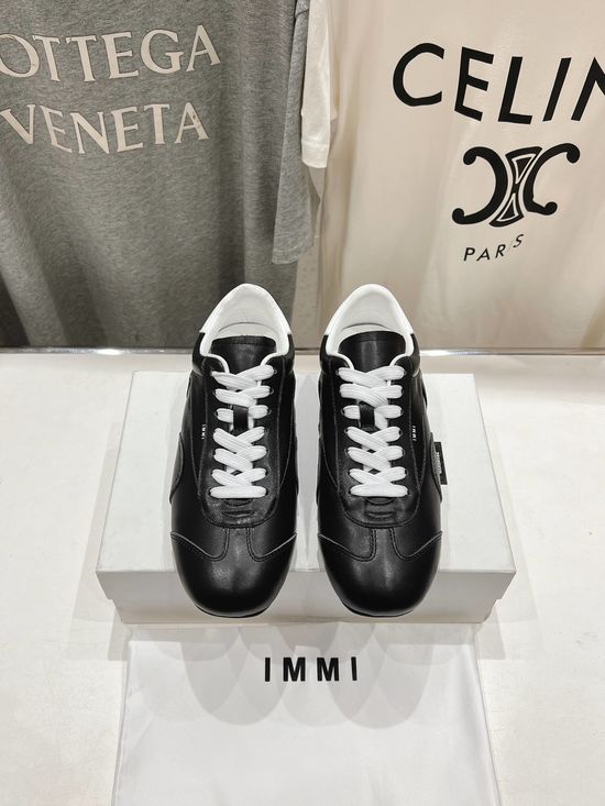 IMMI Retro Soft Leather Casual Shoes with Grip Sole