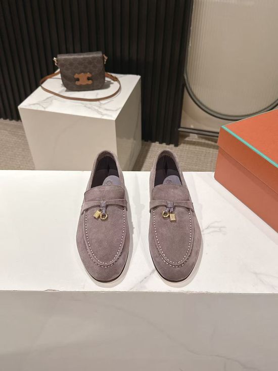 Loro Piana Classic Tassel Suede Loafers Comfortable Minimalist Daily Shoes