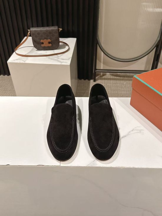 Loro Piana Classic Tassel Suede Loafers Comfortable Versatile Casual Shoes