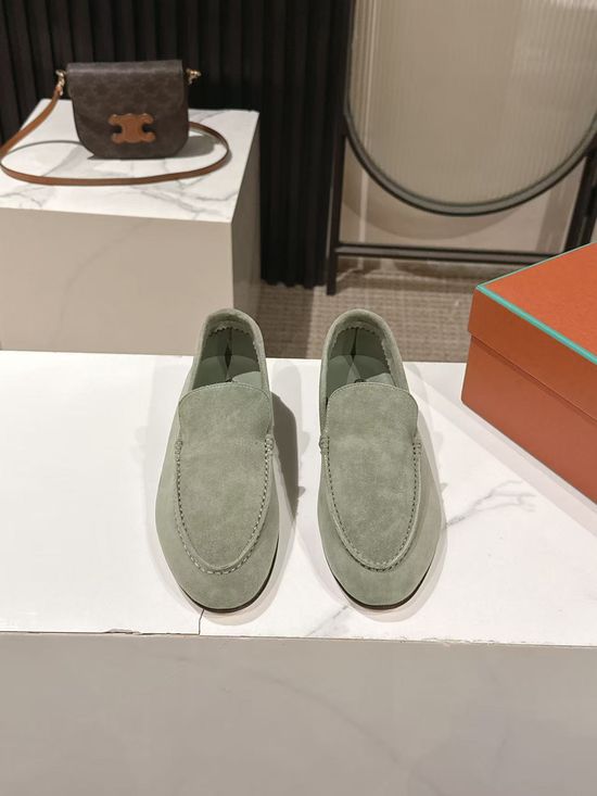 Loro Piana Classic Tassel Suede Loafers Comfortable Versatile Casual Shoes