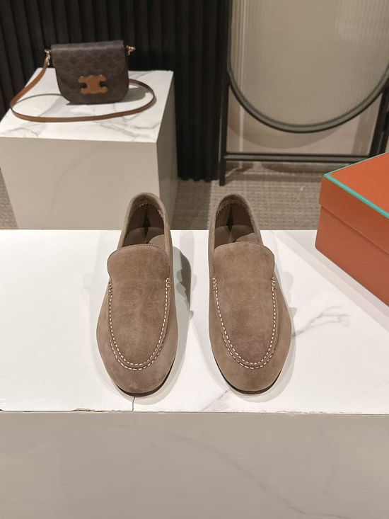 Loro Piana Classic Tassel Suede Loafers Comfortable Versatile Casual Shoes