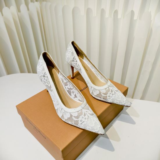 Gianvito Rossi Lace Pointed Toe Heels For Formal Occasions