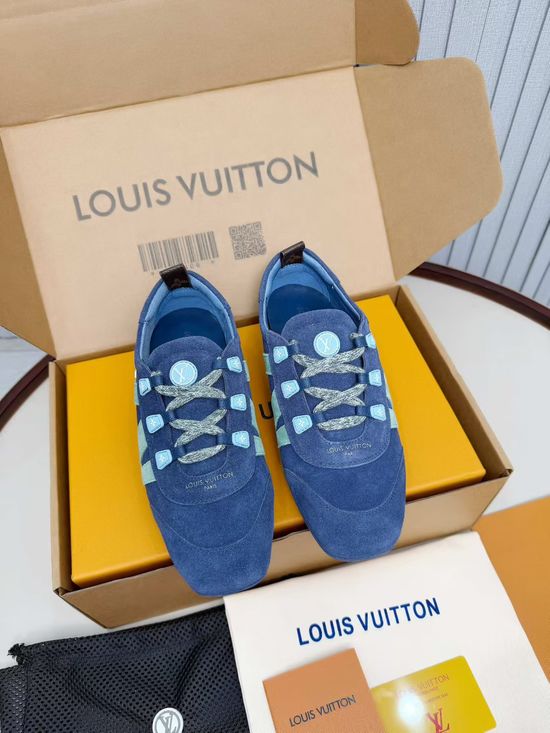 Louis Vuitton Vintage Style Leather Laced Comfortable Sneakers