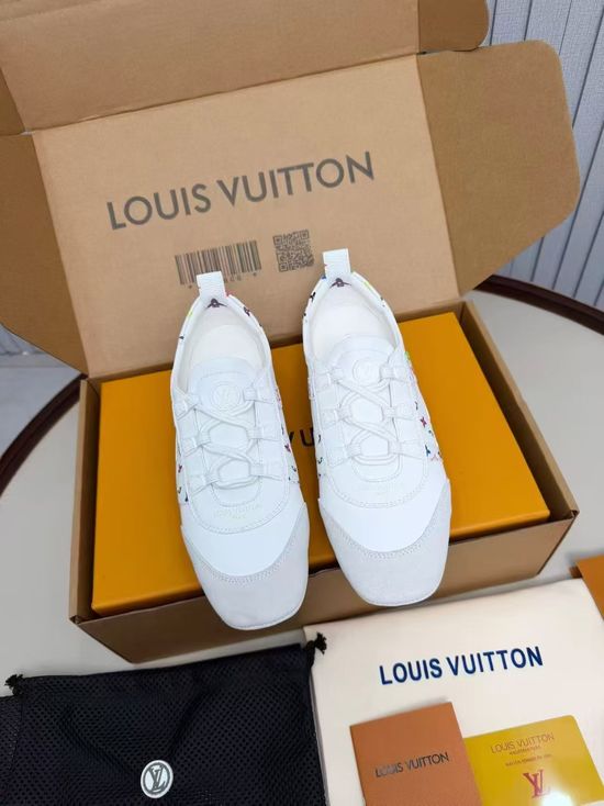 Louis Vuitton Vintage Style Leather Laced Comfortable Sneakers