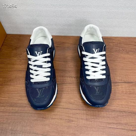 Louis Vuitton Comfortable Leather Casual Sneakers with Pattern Accents