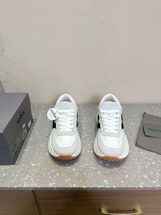 Hogan Vintage Style Thick Sole Casual Leather Sneakers