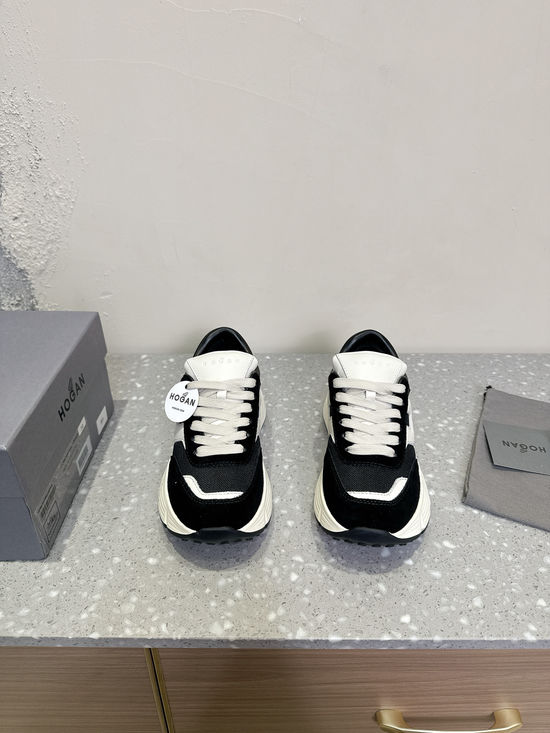Hogan Vintage Style Thick Sole Casual Leather Sneakers