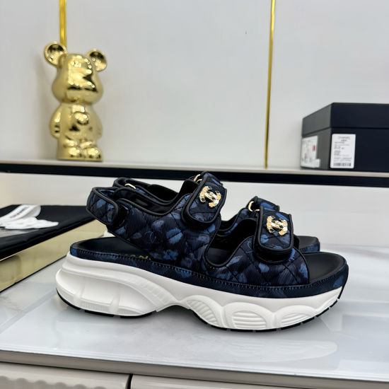 Chanel Premium Leather Upper Casual Comfort Beach Slides