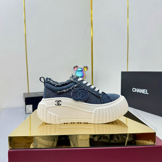 Chanel Classic Two-tone Casual Sneakers Soft Leather Upper