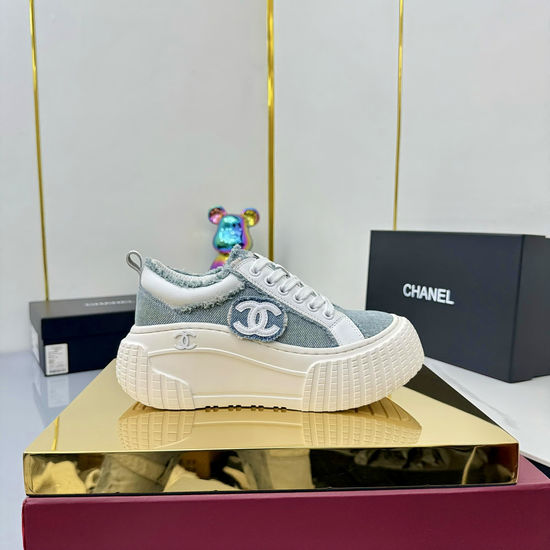 Chanel Classic Two-tone Casual Sneakers Soft Leather Upper