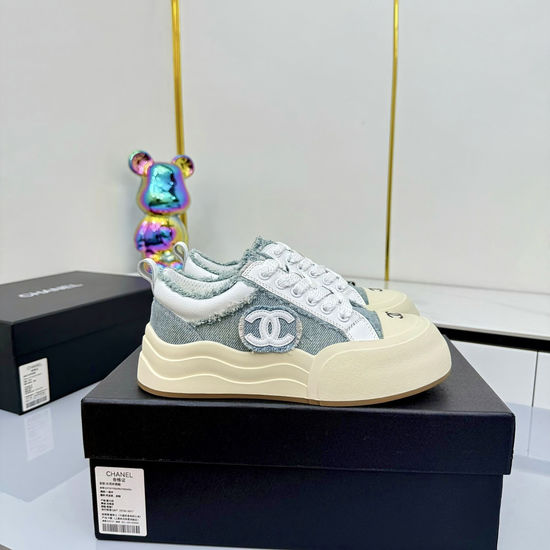 Chanel Classic Two-tone Casual Leather Sneakers Comfortable Sole