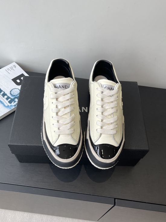 Chanel Classic Casual Leather Training Shoes Comfortable Sheepskin Lining
