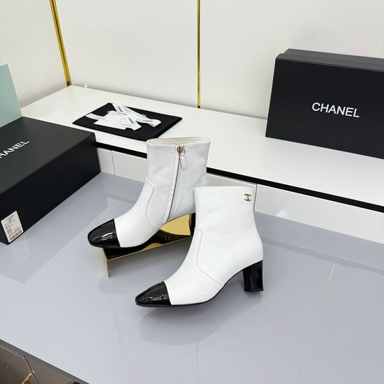 Chanel Classic Chunky Heel Ankle Boots With Back Zipper Elegant Style