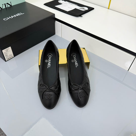 Chanel Classic Soft Leather Lined Flat Ballet Comfortable Daily Shoes