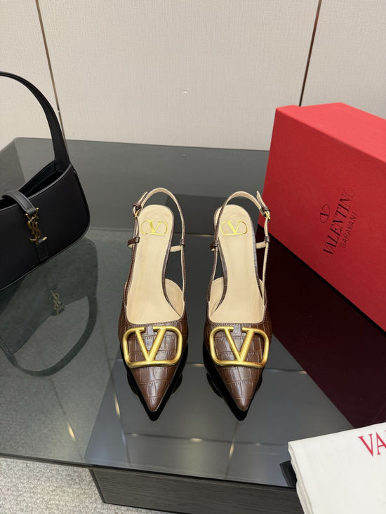Valentino Bow Decor Low Heel Sandals Soft Sheepskin Insole Comfortable