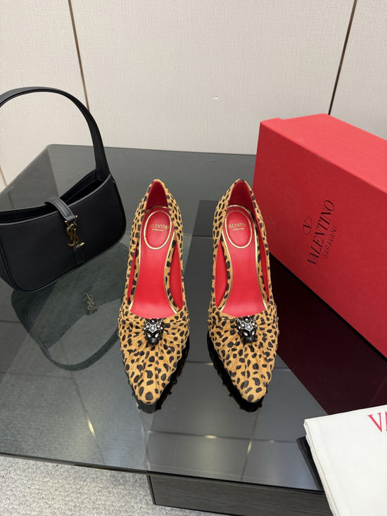 Valentino Bowknot Design Sheepskin Lined Casual Comfortable Pumps