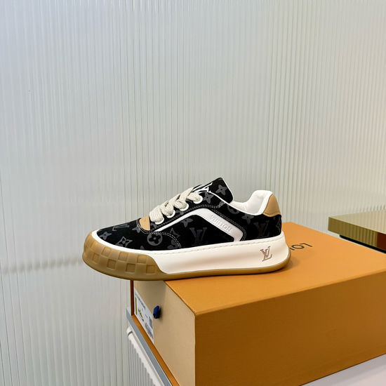 Louis Vuitton Luxury Walking Shoes with Air Cushion Sole