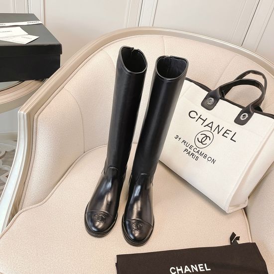 Chanel Elegant Leather Knee-high Boots with Soft Lining