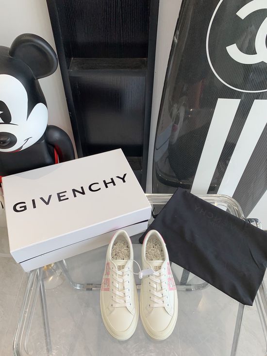 Givenchy Premium Cowhide Upper Classic Low Top Casual Sneakers