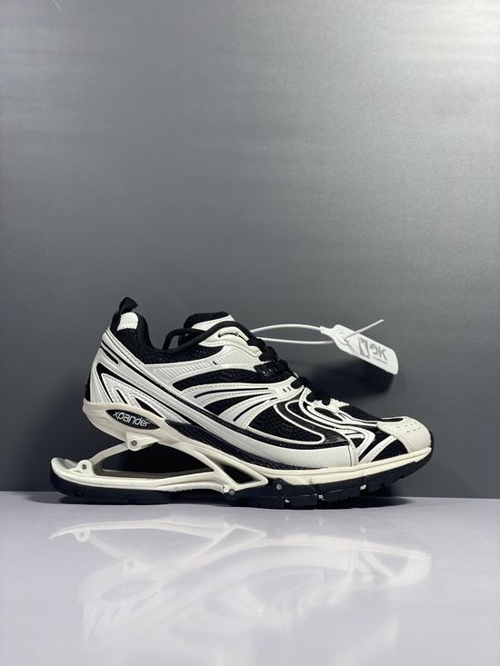 Balenciaga Vintage Distressed Spring Sole Casual Sneakers