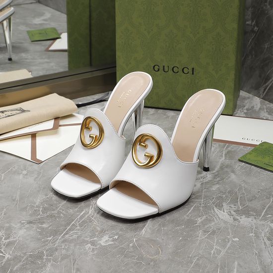 Gucci Premium Cone Heel Leather Shoes with Signature Emblem