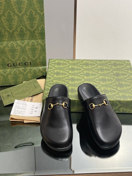 Gucci Classic Leather Mule Sandals with Signature Hardware Details