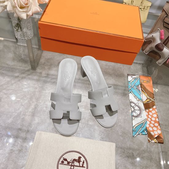 Hermes Block Heel Calfskin Slides Comfortable Elegant Casual Footwear