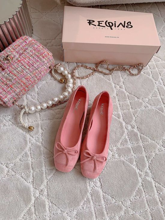 Reqins Low Heel Leather Ballet Shoes Soft Sole Comfortable Daily Footwear