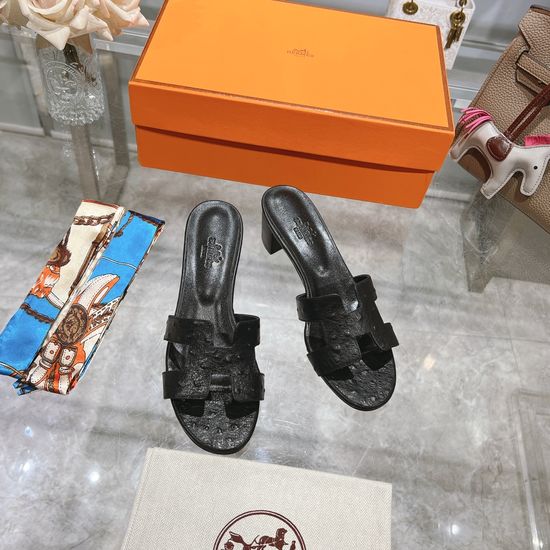 Hermes Chunky Heel Cowhide Slide Sandals With Silk Scarf Set