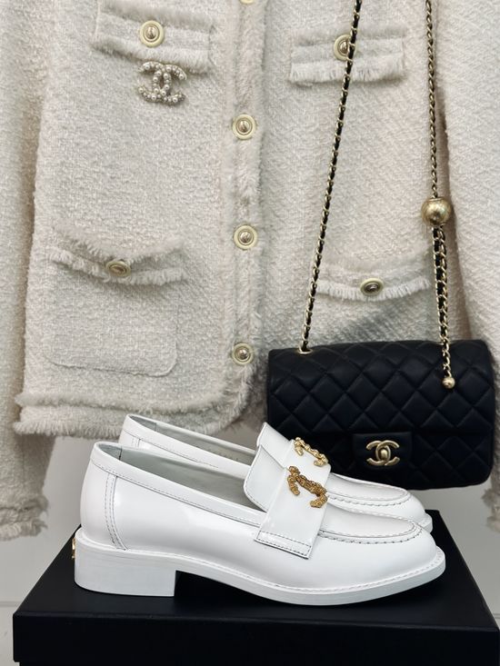 Chanel Classic Logo Loafers Premium Cowhide Upper Leather Sole