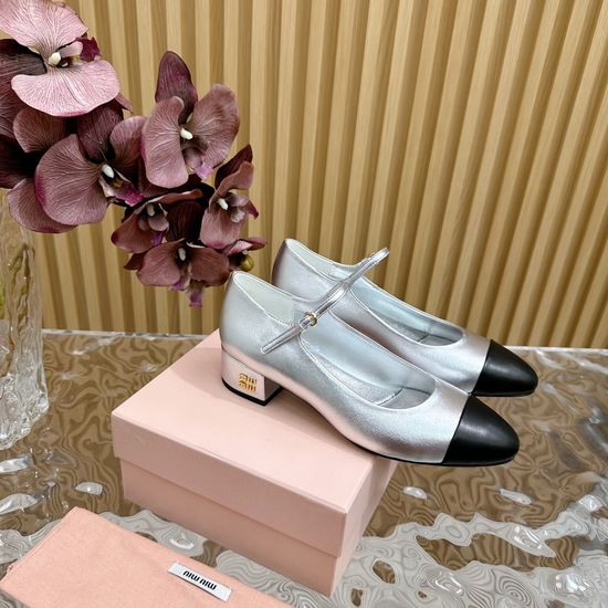 Miu Miu Premium Leather Sandals Slip Resistant Sole Comfortable Daily Wear