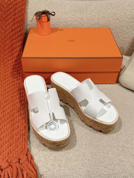Hermes Versatile Suede Trim Sandals Exquisite Craftsmanship Non-slip Sole