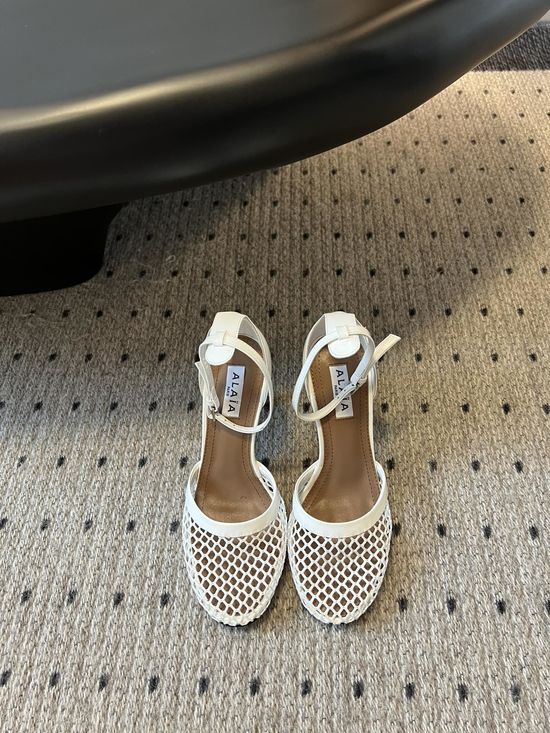 Alaia Elegant Mesh High Heels Minimalist Style Formal Footwear